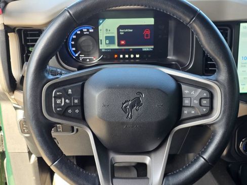 Used 2023 Ford Bronco Wildtrak AWD/4WD image 17
