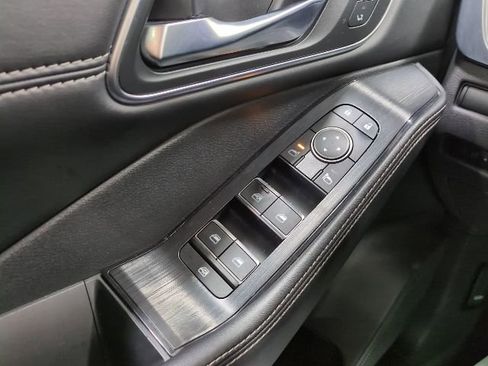 Used 2023 Nissan Rogue Platinum w/ Platinum Premium Package image 17