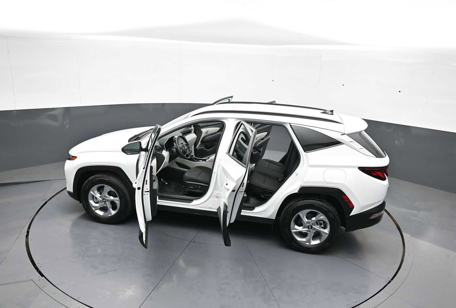 Used 2024 Hyundai Tucson SEL AWD/4WD image 44