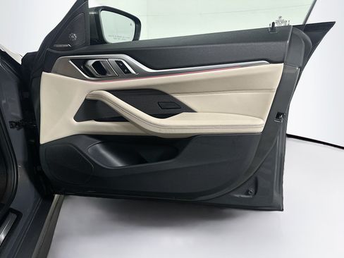 Used 2023 BMW i4 eDrive35 RWD image 34