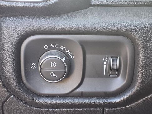 Used 2023 RAM 1500 Big Horn image 11