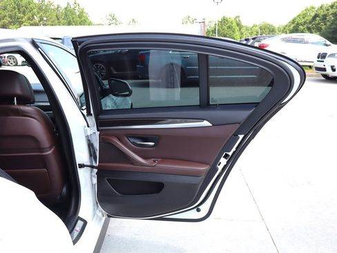 Used 2015 BMW 550i Sedan RWD image 34