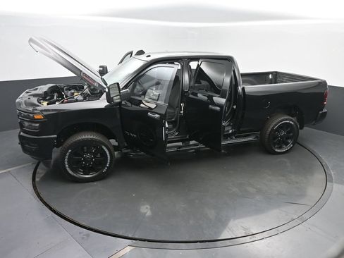 Used 2025 RAM 2500 Big Horn AWD/4WD image 65