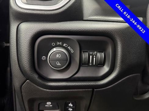 Used 2019 RAM 1500 Big Horn image 5