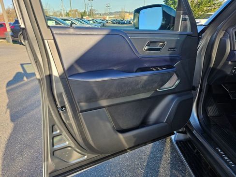 New 2026 INFINITI QX80 4WD image 24