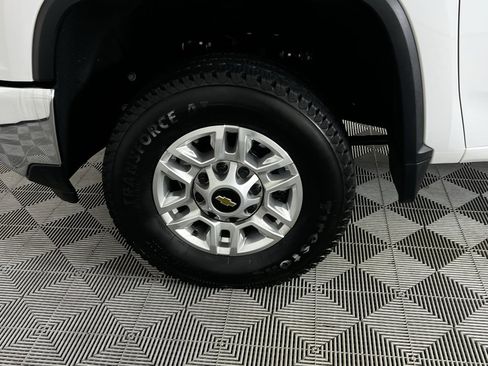 Used 2025 Chevrolet Silverado 2500 W/T w/ WT/CX Safety Package image 14