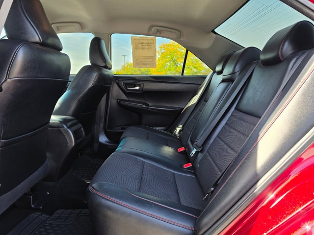 Used 2016 Toyota Camry SE FWD image 15