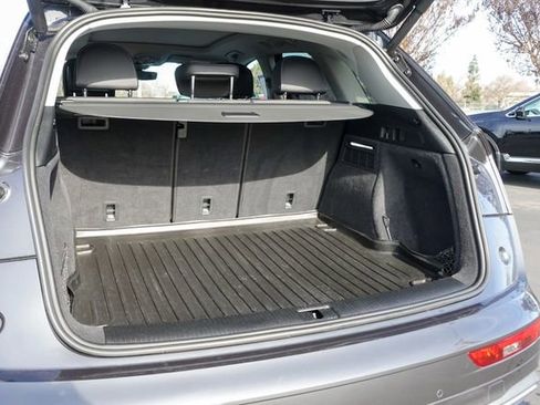 Used 2021 Audi Q5 2.0T Premium w/ Convenience Package image 28