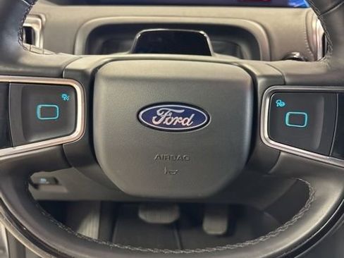 Used 2025 Ford Expedition Platinum AWD/4WD image 29
