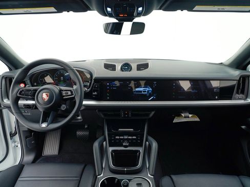 New 2026 Porsche Cayenne E-Hybrid Coupe image 20