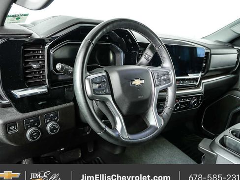 Certified 2025 Chevrolet Silverado 1500 LT image 4