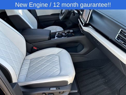 New 2026 Volkswagen Atlas Cross Sport SEL Premium R-Line AWD/4WD image 8