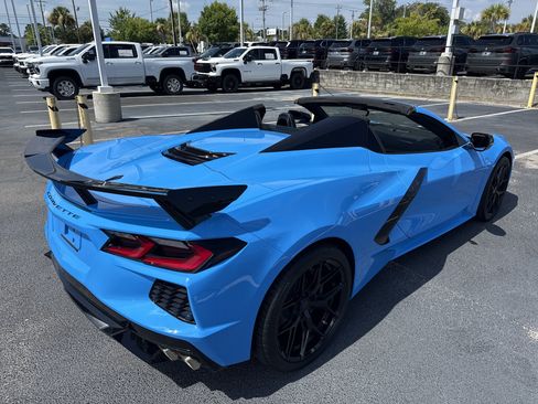 Used 2022 Chevrolet Corvette Stingray Premium Conv w/ Z51 Performance Package RWD image 38