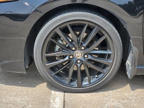 Used 2024 Toyota Camry XSE w/ Cold Weather Package FWD image 10