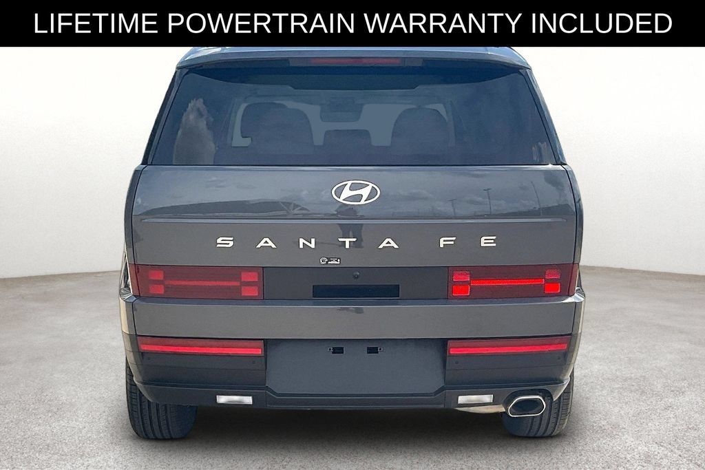 Used 2025 Hyundai Santa Fe SEL FWD image 5