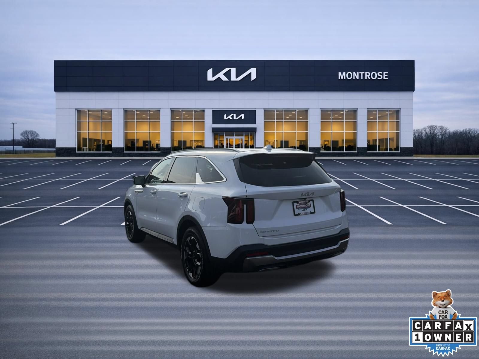 Used 2024 Kia Sorento S FWD image 9
