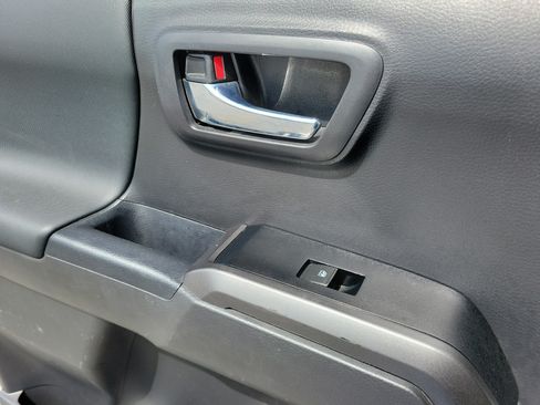 Certified 2023 Toyota Tacoma TRD Sport AWD/4WD image 25