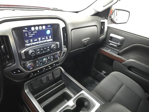 Used 2018 GMC Sierra 1500 SLE w/ SLE Value Package image 25