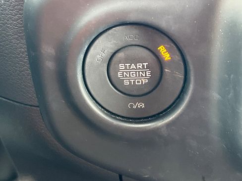 Used 2023 Jeep Wrangler Sport image 23