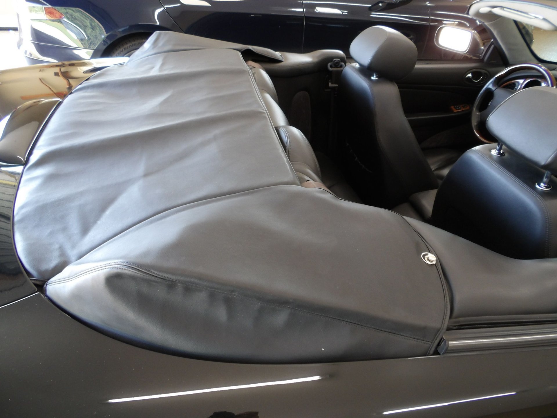Used 2001 Jaguar XK8 Convertible RWD image 85