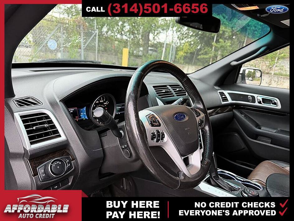 Used 2015 Ford Explorer Limited w/ Equipment Group 301A AWD/4WD image 9