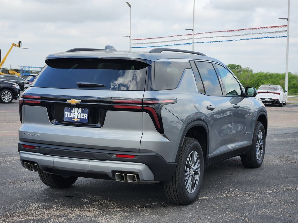 New 2026 Chevrolet Traverse LT w/ Driver Confidence Package FWD image 4