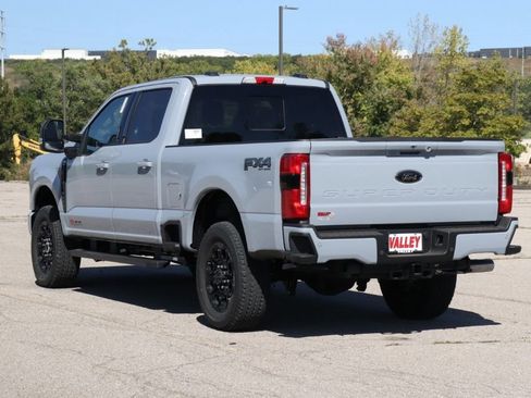 New 2026 Ford F250 Lariat w/ Black Appearance Package image 5