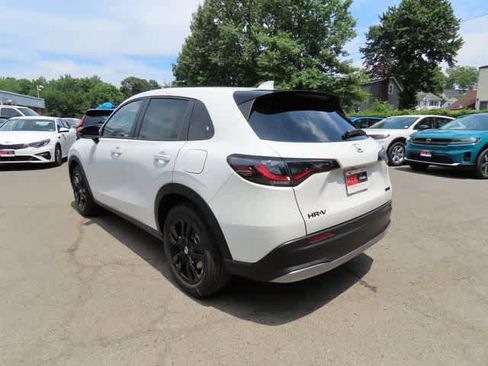 New 2026 Honda HR-V Sport image 4