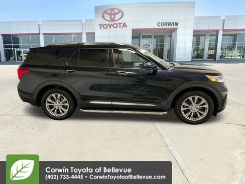 Used 2020 Ford Explorer Platinum image 9