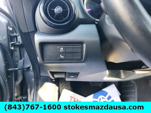 Used 2018 MAZDA MX-5 Miata Club image 17