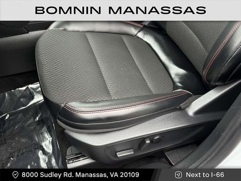 Used 2025 Ford Escape ST-Line image 23