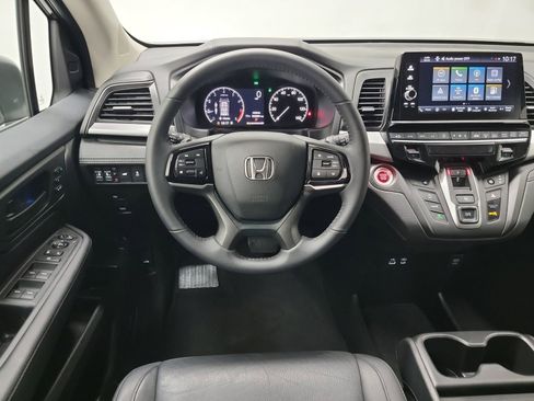 Used 2025 Honda Odyssey EX-L image 16