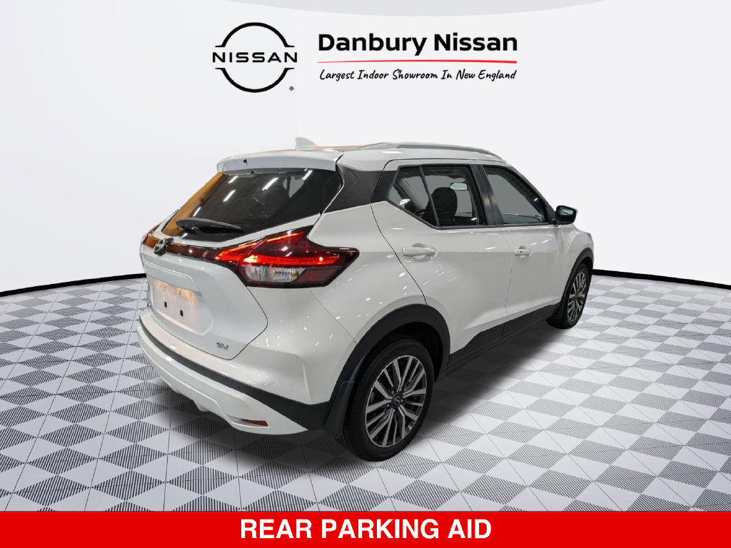 Certified 2024 Nissan Kicks SV FWD image 4