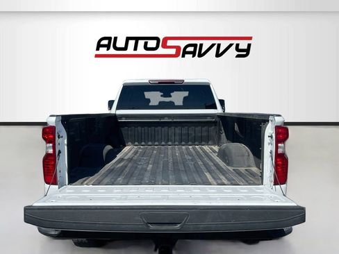 Used 2024 Chevrolet Silverado 2500 Custom w/ Custom Value Package RWD image 24
