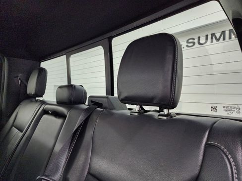 Used 2022 Ford F250 Lariat w/ Chrome Package image 34