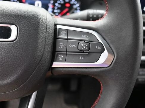 Used 2025 Jeep Compass Trailhawk AWD/4WD image 28
