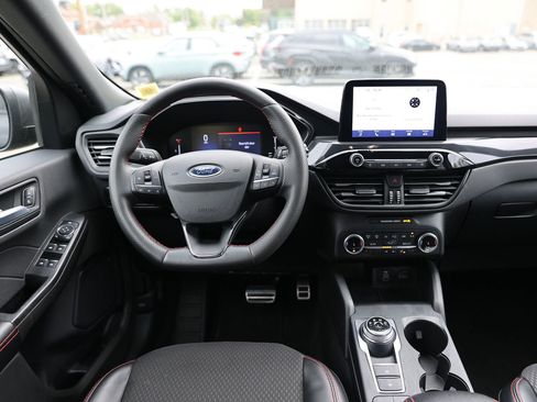 Used 2024 Ford Escape ST-Line AWD/4WD image 16