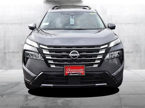 New 2026 Nissan Rogue Platinum image 4