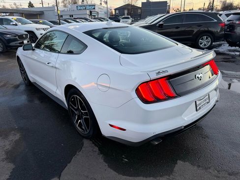 Used 2021 Ford Mustang Premium image 7