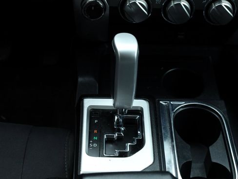 Used 2018 Toyota Tundra SR5 image 37