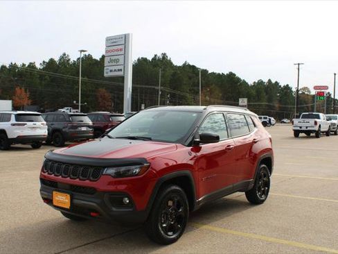 Certified 2023 Jeep Compass Trailhawk image 1
