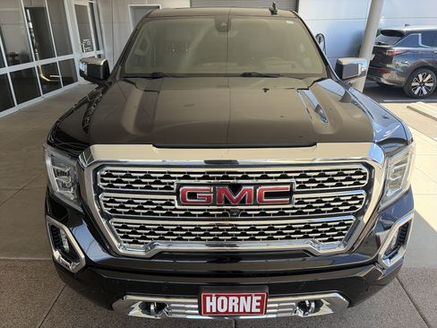 Used 2019 GMC Sierra 1500 Denali w/ Denali Ultimate Package AWD/4WD image 2