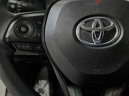 Used 2024 Toyota Corolla LE FWD image 18