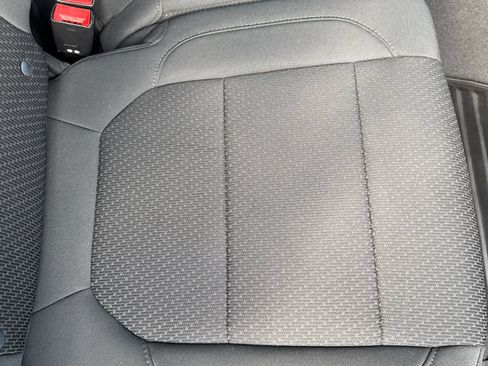 Used 2021 Chevrolet Silverado 1500 Custom Trail Boss image 17