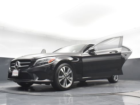 Used 2019 Mercedes-Benz C 300 4MATIC Sedan w/ Premium Package image 34