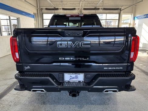 Used 2025 GMC Sierra 1500 Denali Ultimate image 10