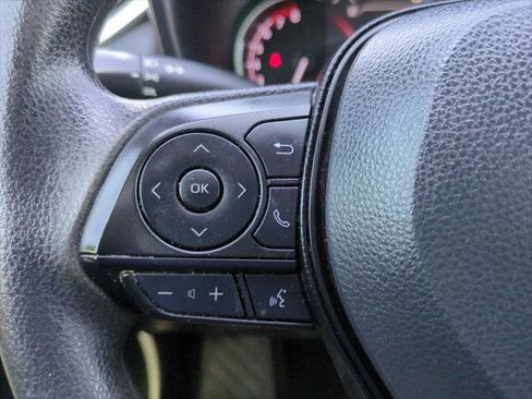 Certified 2023 Toyota RAV4 LE FWD image 21
