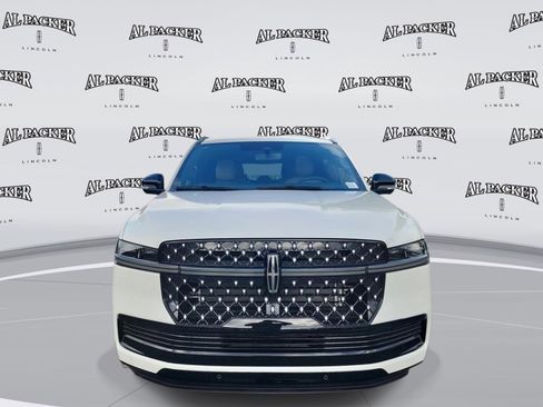 New 2026 Lincoln Navigator Black Label AWD/4WD image 8