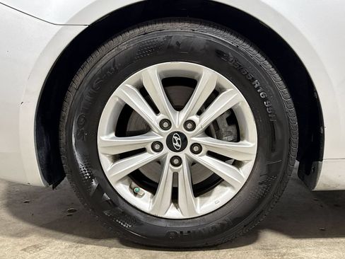 Used 2013 Hyundai Sonata GLS w/ Popular Equipment Pkg FWD image 25