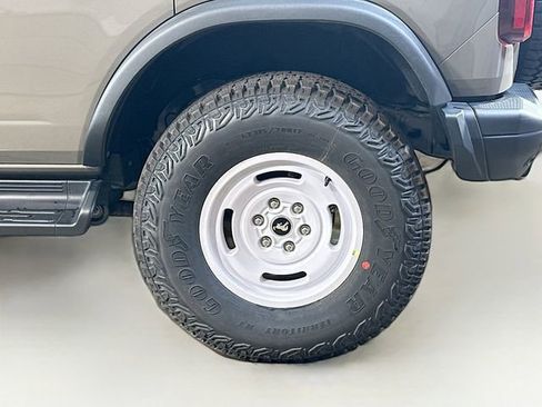 New 2026 Ford Bronco Heritage Edition AWD/4WD image 17